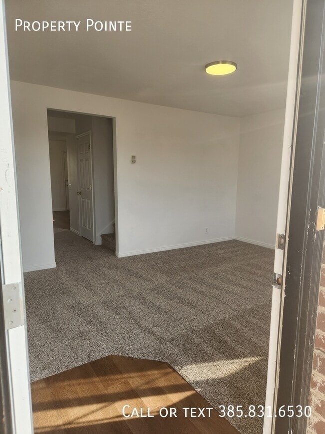 Building Photo - 1561 S 2000 W