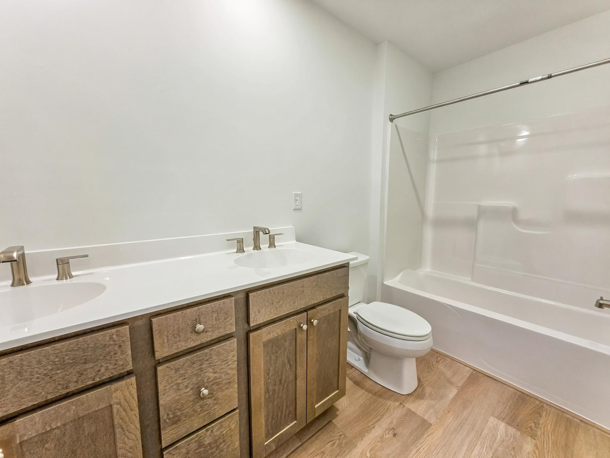 Building Photo - 317 Palisade Way