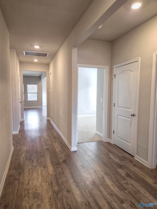 Building Photo - 117 Edensmith Dr