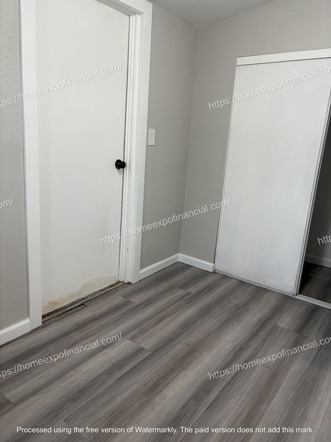 Building Photo - Nice Front Home For Rent