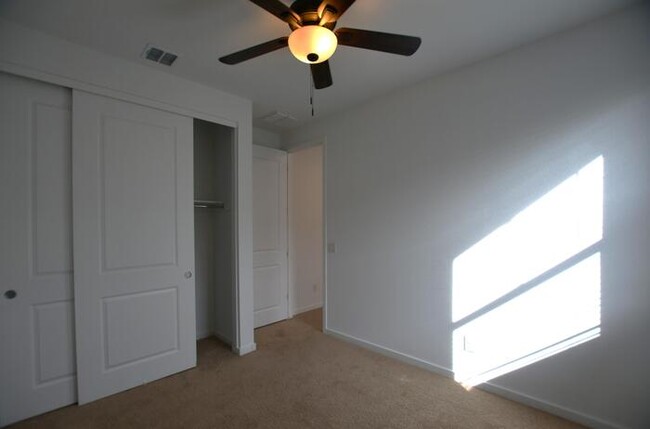 Building Photo - 4021 E Caitlin Dr