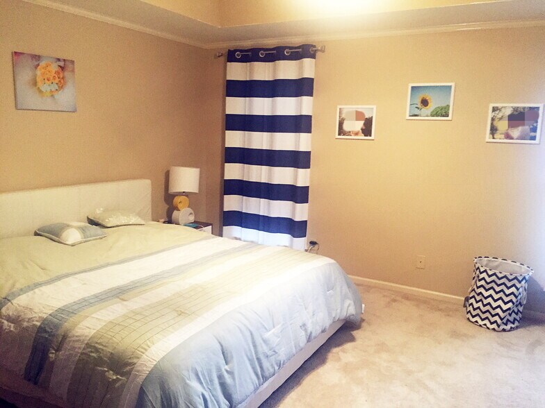 Building Photo - 2022 Cross Cir