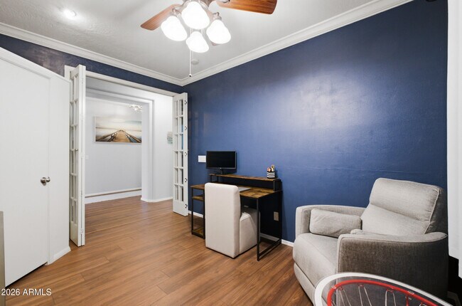 Building Photo - 15341 W Maui Ln