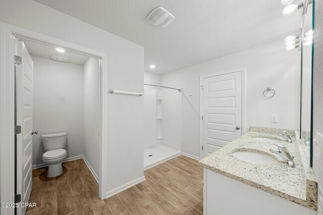 Building Photo - 123 Tiller Dr