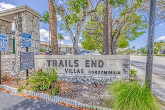 Building Photo - 10821 N Military Trl
