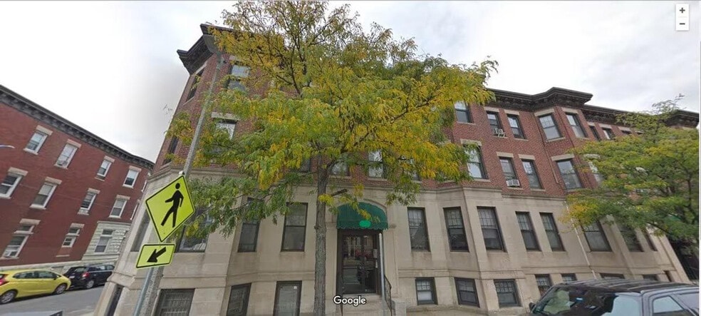 Building Photo - 20 Fordham Rd