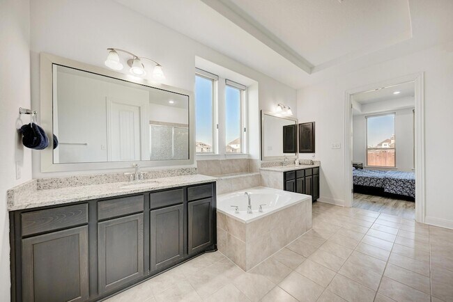 Building Photo - 101 Caponi Fish Ln