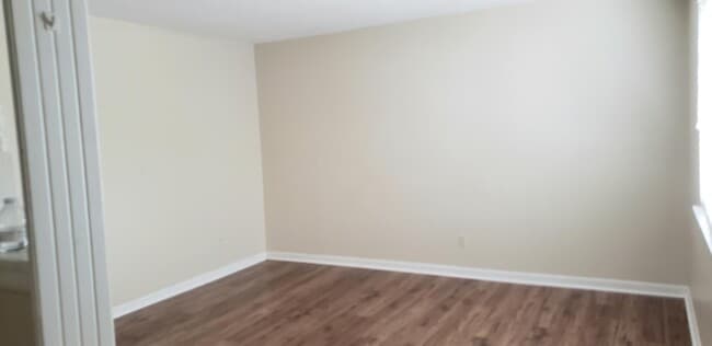 Building Photo - 143 Cherrywood Villa