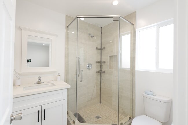 bathroom - 18623 Bryant St