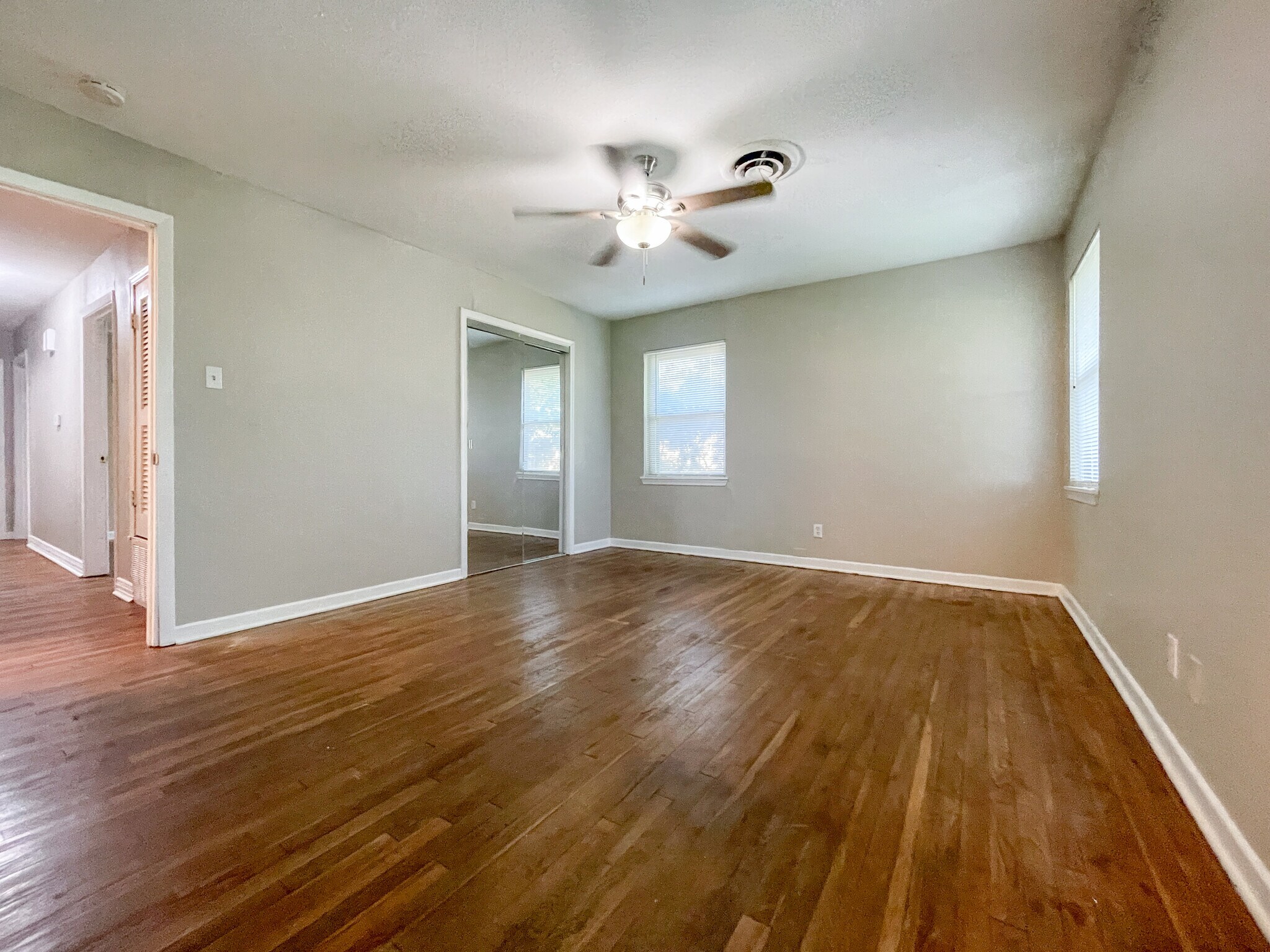 Building Photo - 110 E San Benito Dr