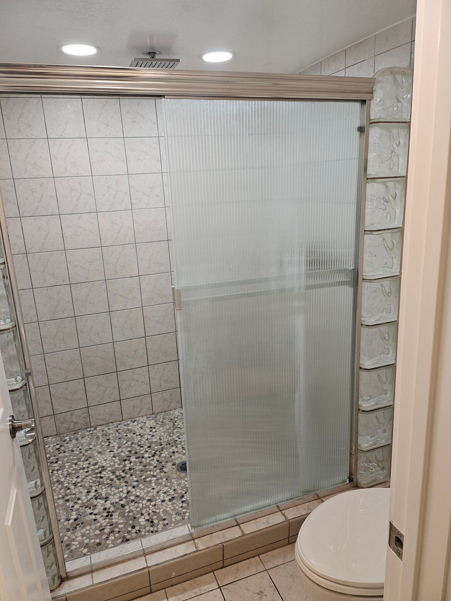 Building Photo - 3503 Quincy Ave