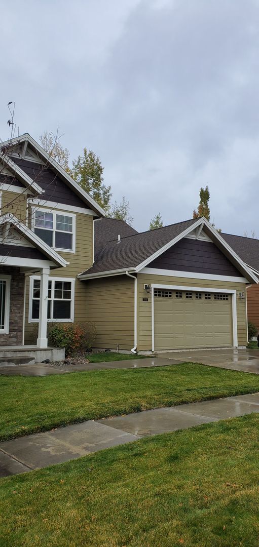 Building Photo - Charming 4-bedroom house in Alder Creek Su...