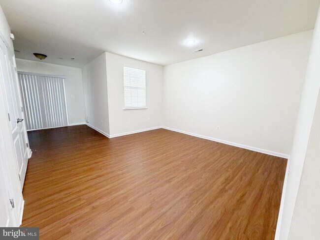 Building Photo - 23008 Meadow Mist Rd