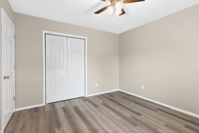 Building Photo - Completely Renovated Springdale Home - Clo...