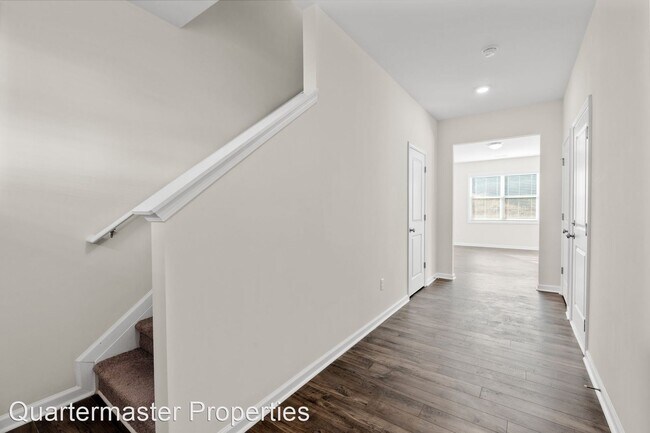 Building Photo - 3 br, 2.5 bath House - 29 Apricot Lane