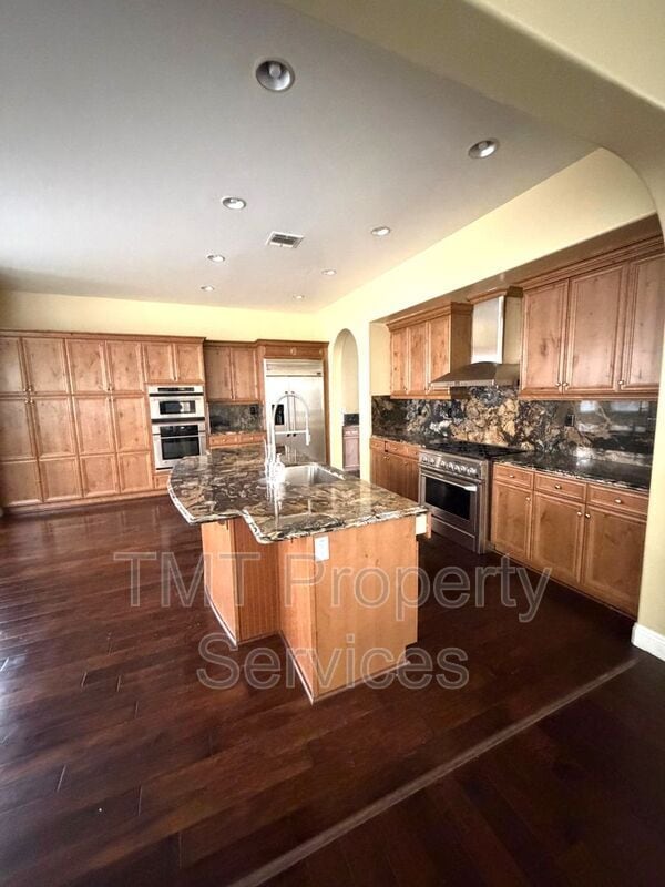 Building Photo - 6912 Riqueza Ct