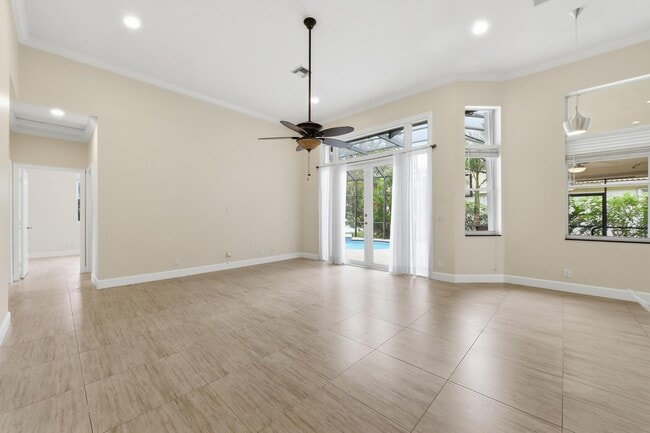 Building Photo - 2644 Miller Ct