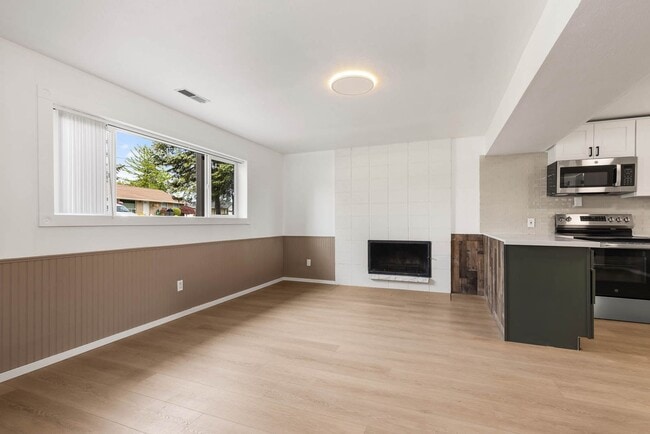 Building Photo - 16554 119th Ave SE