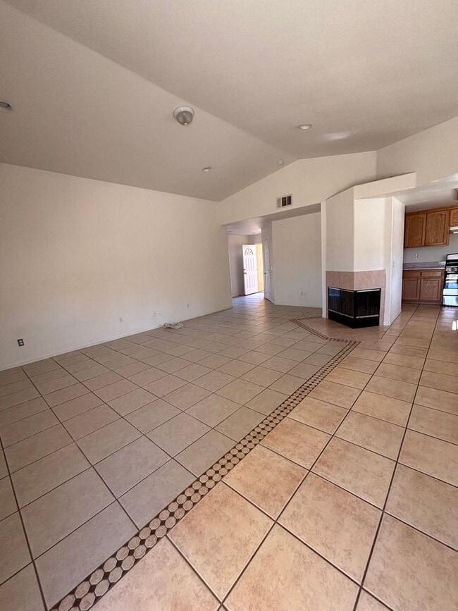 Building Photo - AVAILABLE NOW $200 off First Month Rent