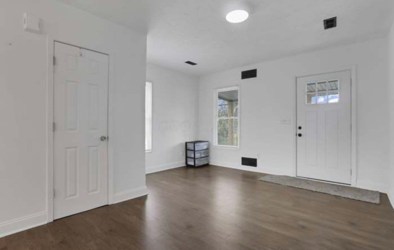 Building Photo - 39 W Ramlow Alley