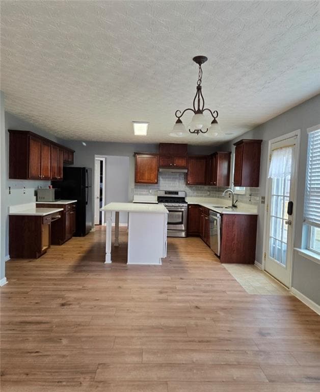 Building Photo - 728 Roxholly Ln NE