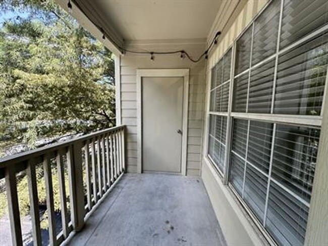 Building Photo - WELCOME TO THE LEGENDS HILTONHEAD!!