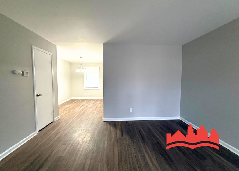 Building Photo - 3575 Kensett Dr