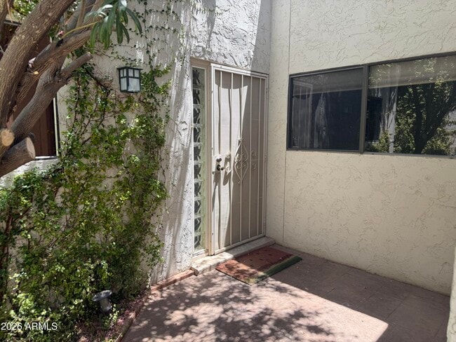 Building Photo - 5147 N 76th Pl