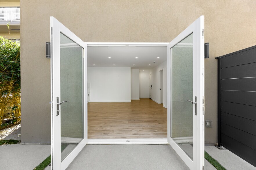 view from patio - 738 S Stanley Ave