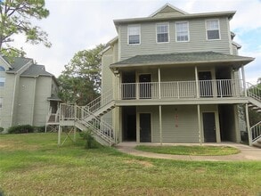 Building Photo - 5986 Westgate Dr