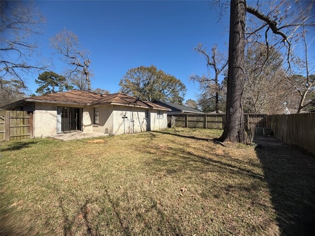 Building Photo - 2758 Foliage Green Dr