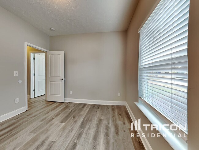 Building Photo - 103 Cole Crossing