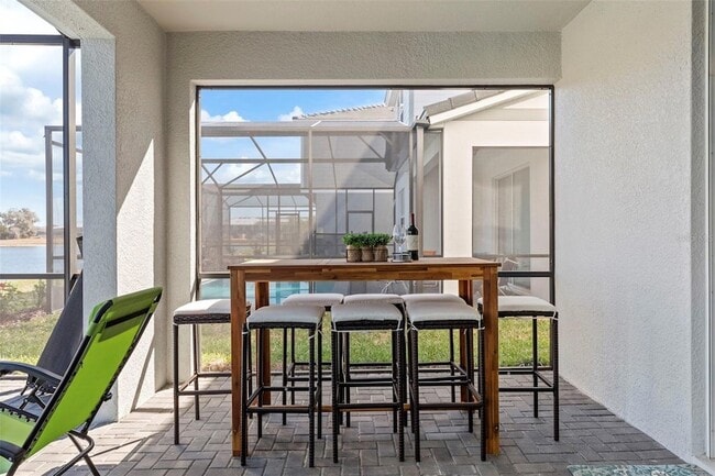 Building Photo - 7195 Oakmoss Loop