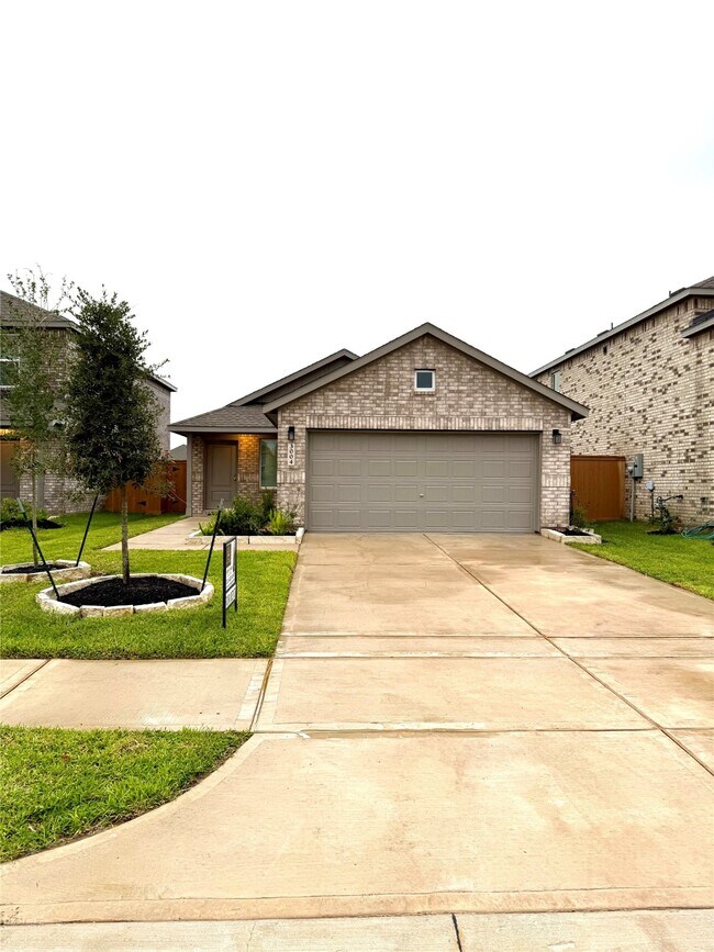 Primary Photo - 5432 Franz Rd