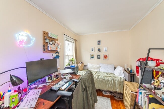 Building Photo - 92 Washington St