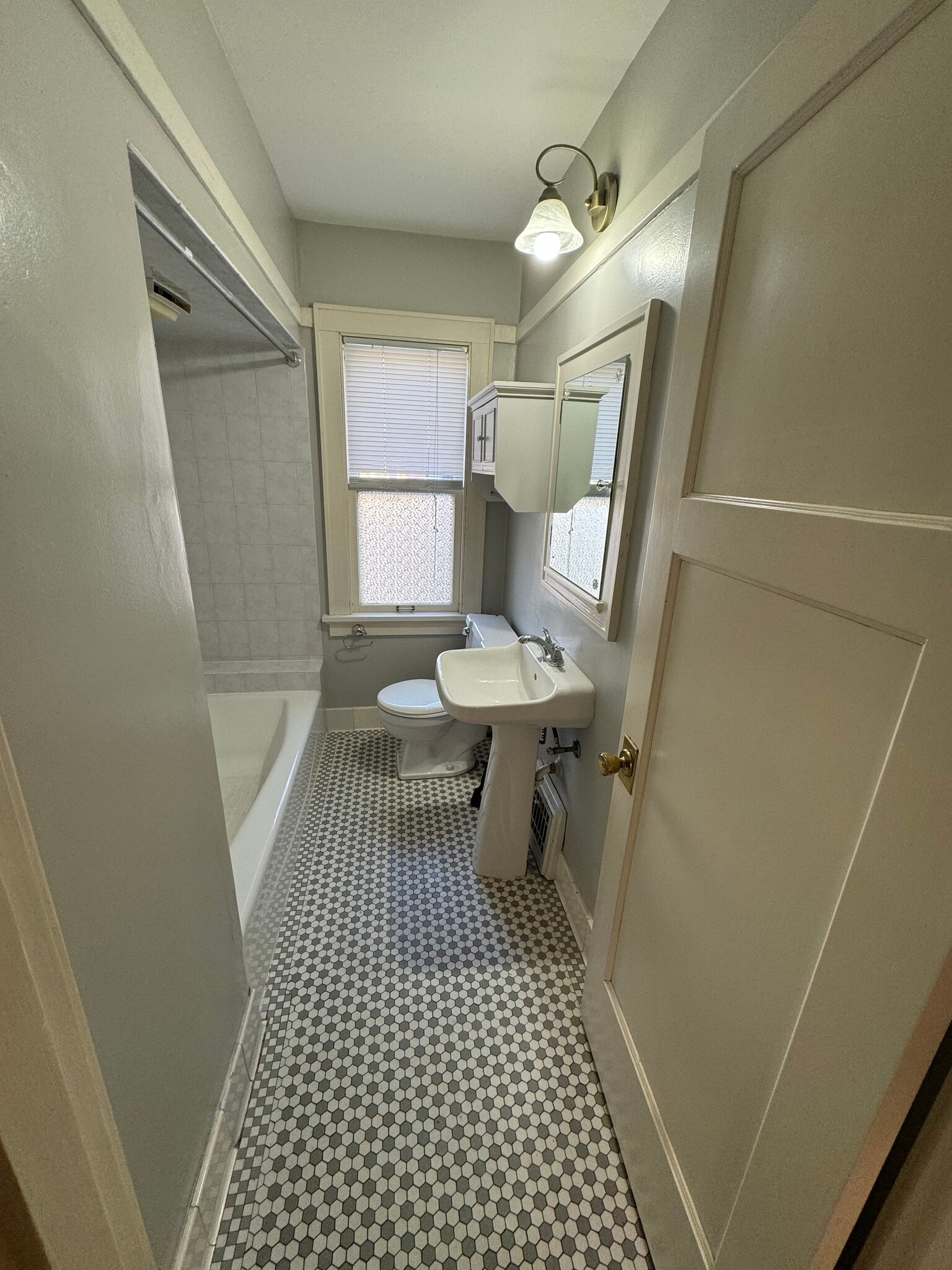 Building Photo - 2557 N 68th St