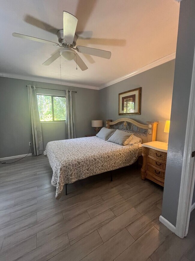 Building Photo - Fully Furnished 3-Bedroom Home in Palm Coa...