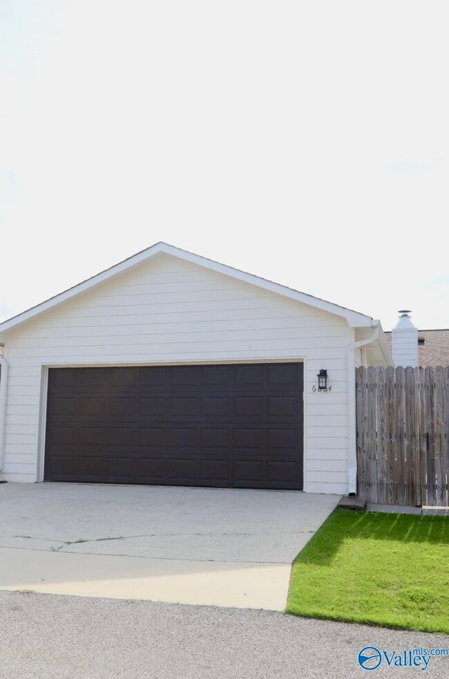 Building Photo - 6864 Steeplechase Dr NW