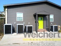 Building Photo - Stylish Downtown 1-Bedroom with Modern Upd...