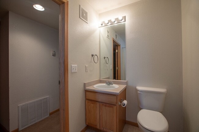 Building Photo - 1120 City Park Ave