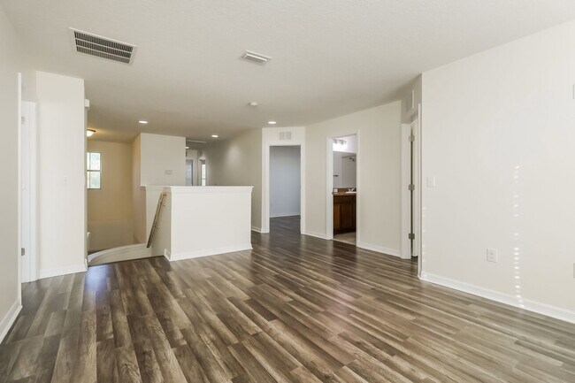 Building Photo - 5594 Angelonia Terrace