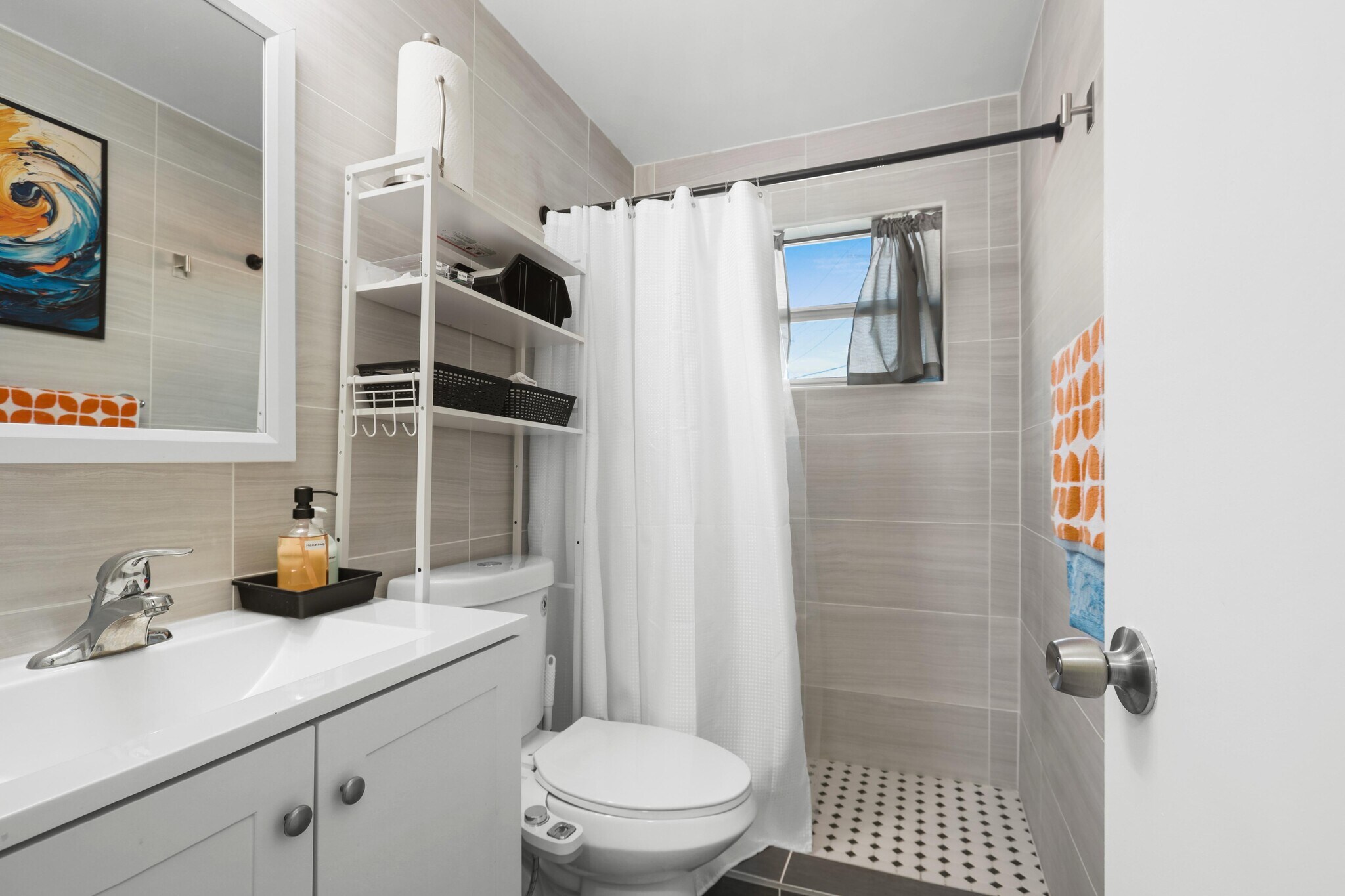 Building Photo - 3880 NW 5th St