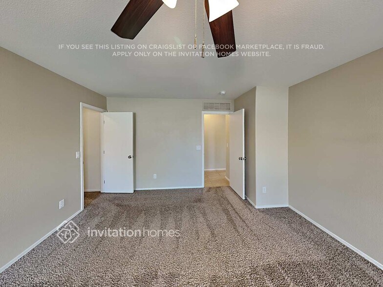 Building Photo - 2864 W Allens Peak Dr