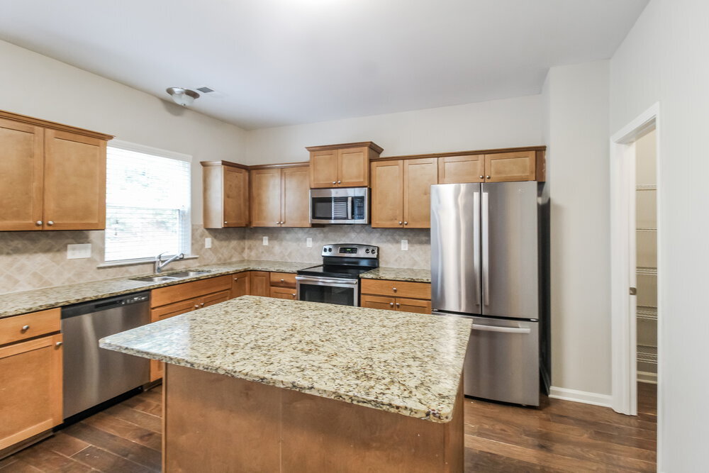 Building Photo - 414 Darbys Run Ct