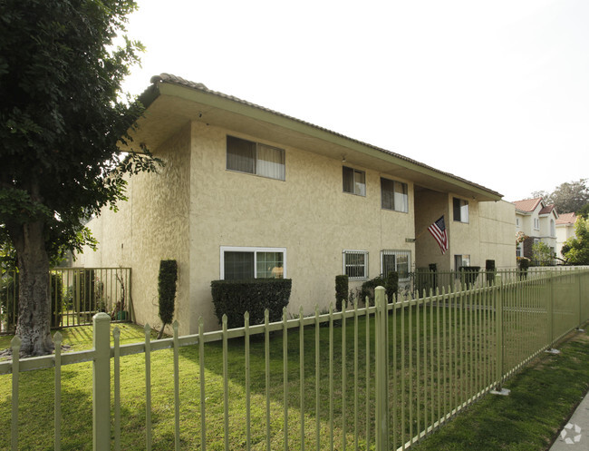 Primary Photo - Lansdale Apartments