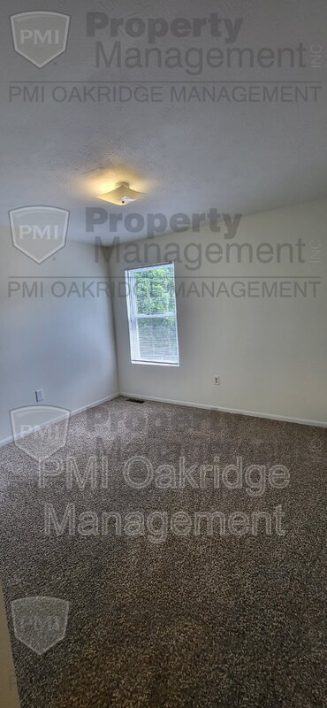 Building Photo - 753 Campbell Rd