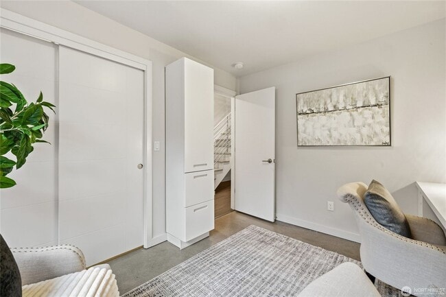 Building Photo - Luxury Ballard Townhouse for Rent | Designer Living in Seattle's Most Walkable Neighborhood