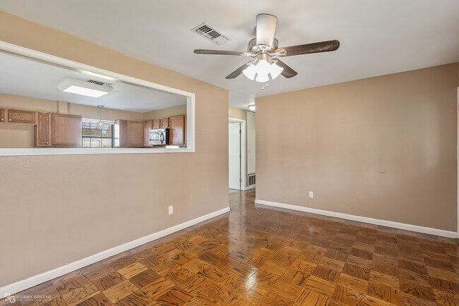 Building Photo - 3427 Horseshoe Trail