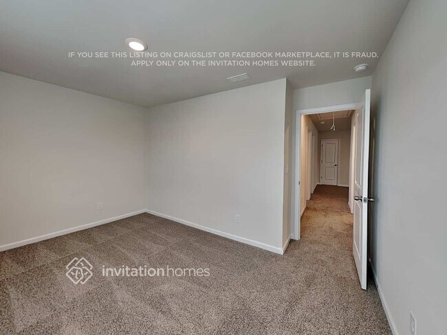 Building Photo - 5125 Spring Breeze Blvd