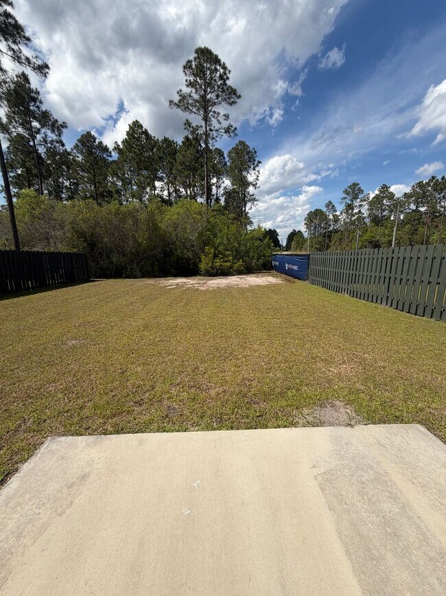 Building Photo - 600 Brightleaf Cir